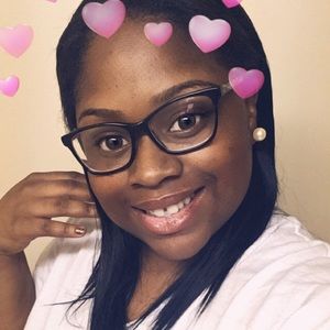 Meet your Posher, Tiara